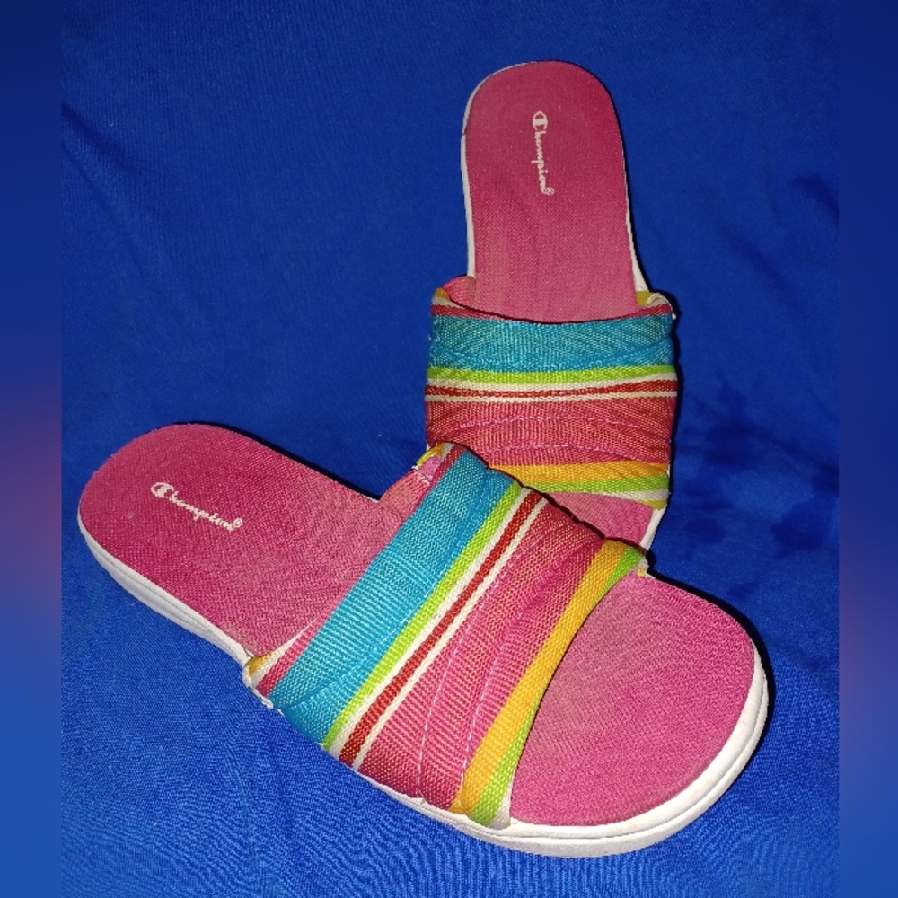 Champion Rainbow Slides Pool Beach Sandal Women’s Size 8.5 Beach Slide (081524C)